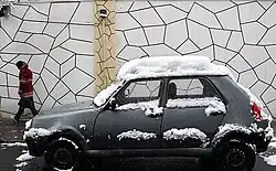 Side view; note the high ground clearance