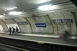 The station's original tiling revealed following the removal of the metal panelling in 2008