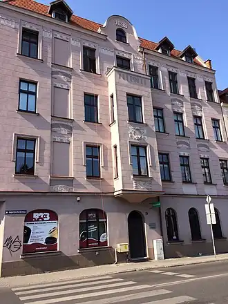 Facade on Kordeckiego street