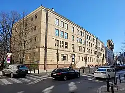 Primary School No. 48 named after Adam Próchnik at 4 Sempołowska Street