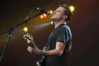 Walbourne performing with The Rails in 2015