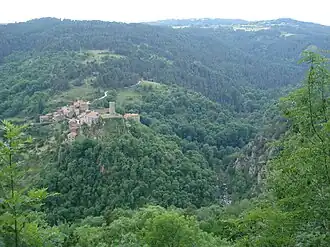 Tiranges, overlooking the gorges of the Ance and the Château de Chalencon