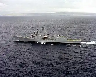 USS Wadsworth (FFG-9) underway.