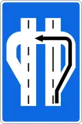 5.20.4 Direction indicator for turning or reversing on sections of roads that do not intersect at the same level