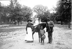 Winthrop children Francis and Guy Winthrop on horseback with attendants